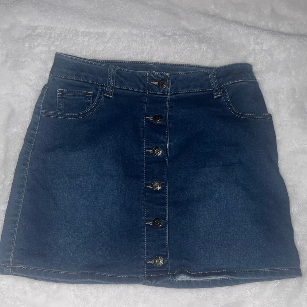 Great condition (worn once)